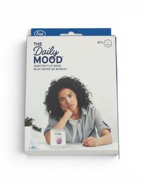 Giveaway: Fred The Daily Mood Flip Book - White & Blue